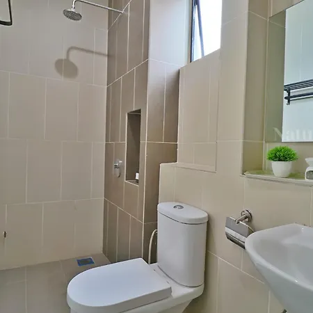 Swiss Garden Residences Beachfront Villa By Nature Home 2 Kuantan Exterior photo