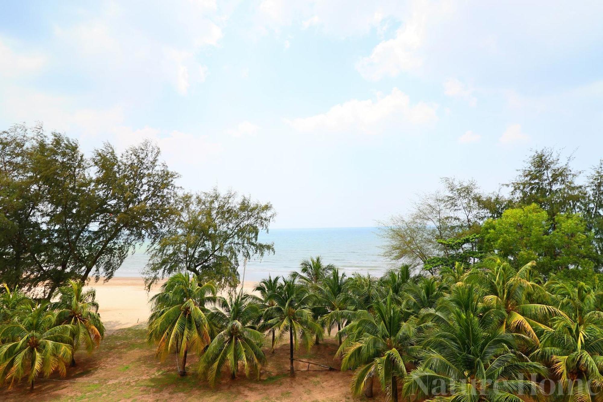 Swiss Garden Residences Beachfront By Nature 2 * Kuantan